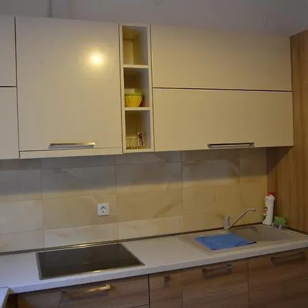 Maramada 1 I 4 *