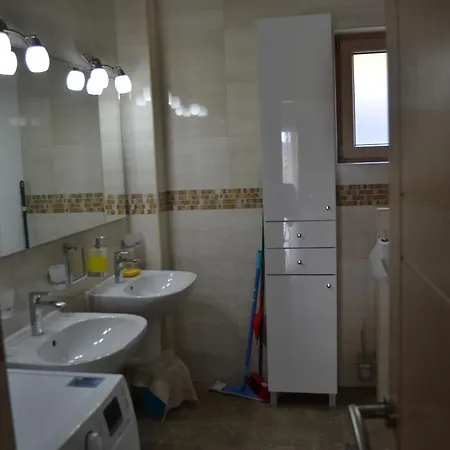 Lejlighed Maramada 1 I 4 *